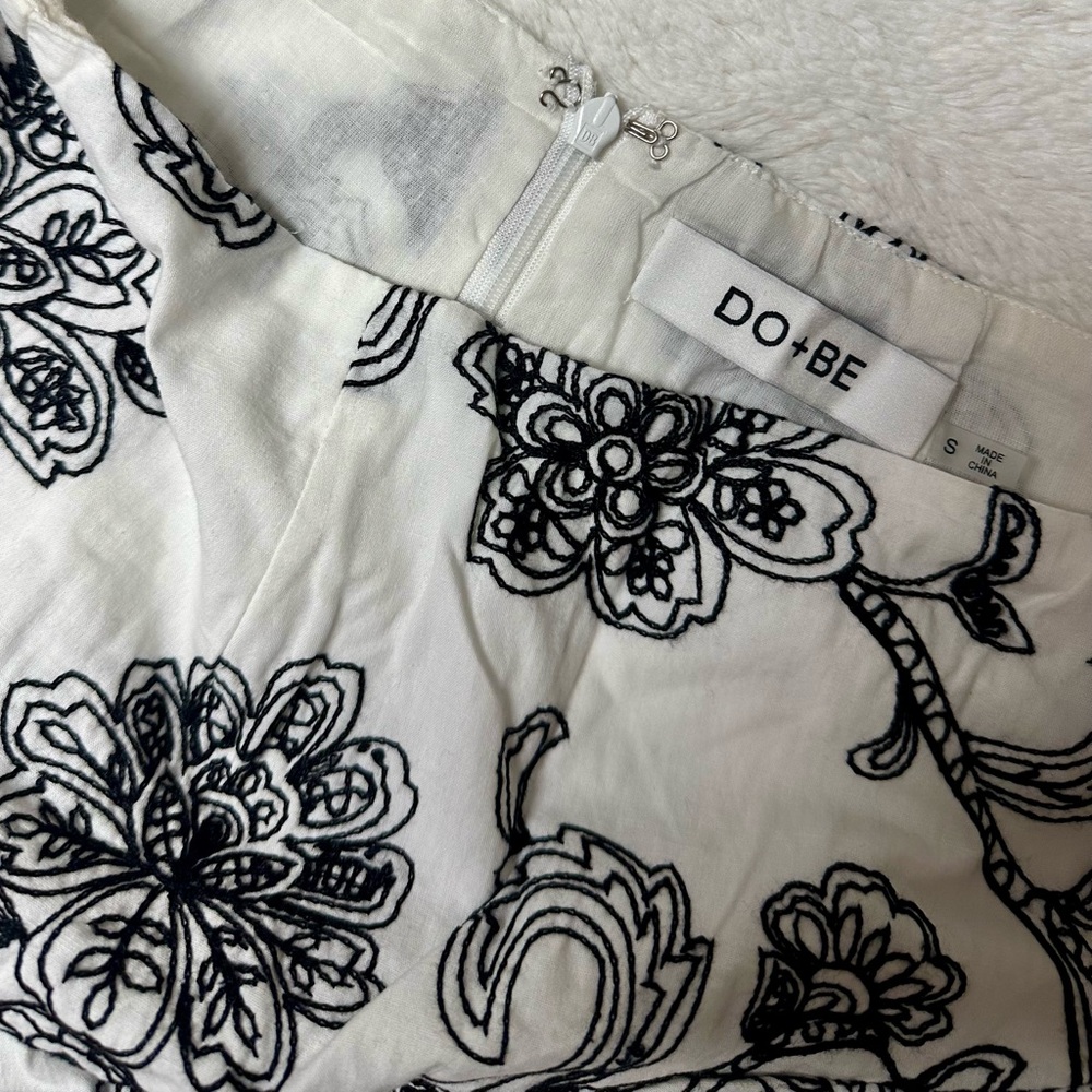 DO+BE B&W Ruffled Mini Skirt - Picture 5 of 6